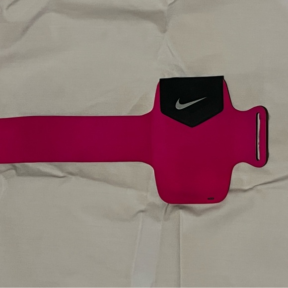 Pink and grey Nike running Armband - Picture 2 of 2
